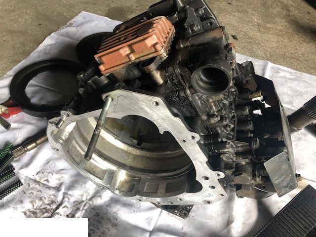 John Deere r134710 - Obudowa Skrzyni Power Quad