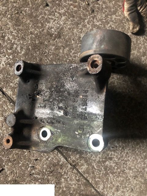 John Deere r135728 - Support Podstawa Klimatyzacji