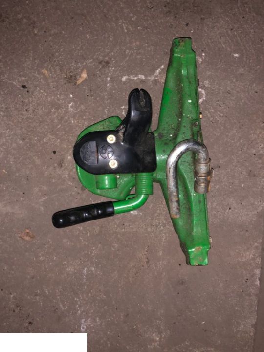 John Deere Zaczep Rozstaw 390