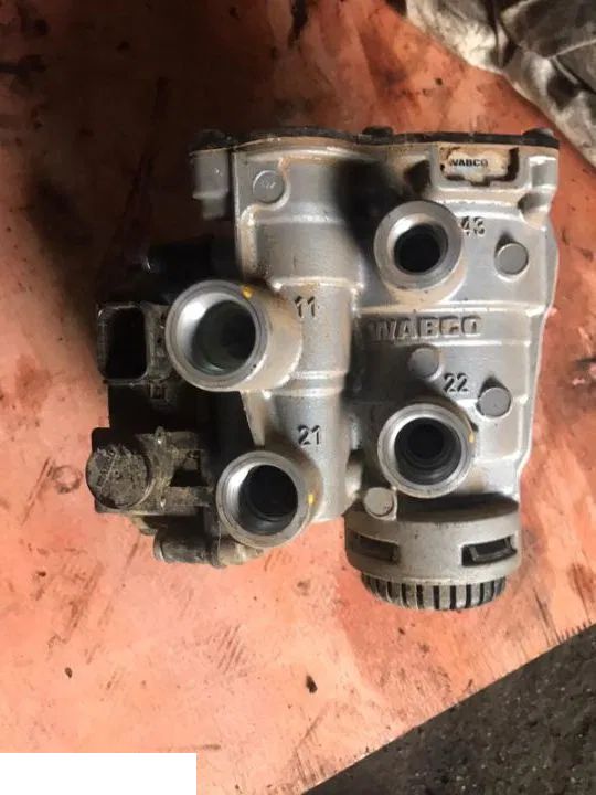 JOHN DEERE CASE FENDT - Zawór Sterujący Przyczepy WABCO