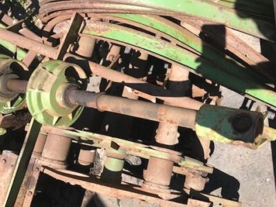 Krone Big Pack 120-80 - Noźe