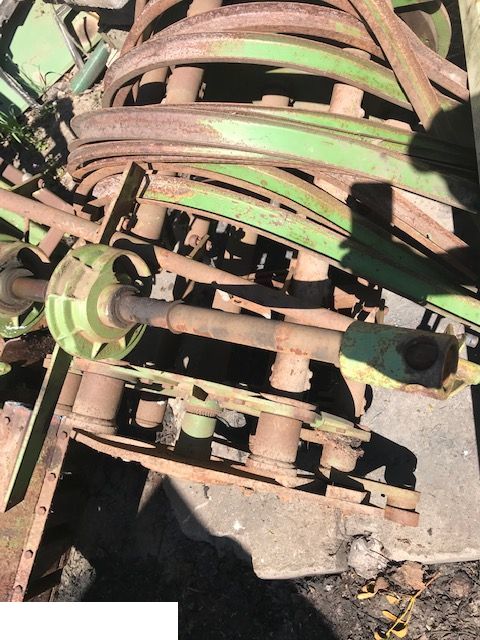 Krone Big Pack 120-80 - Noźe