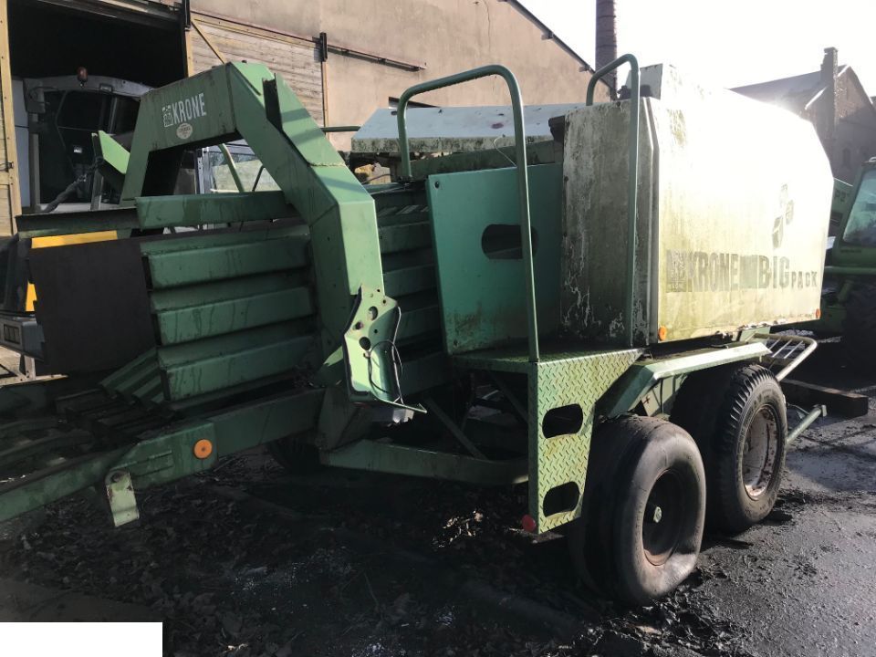 Krone BIG PACK 120-80 Podbieracz