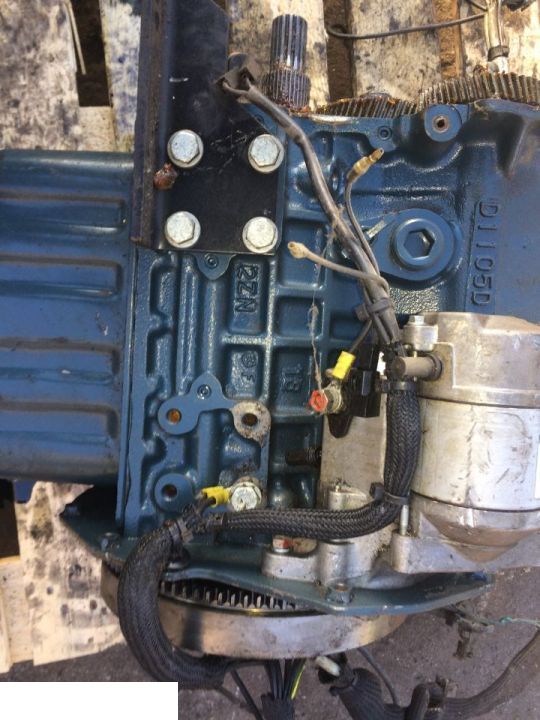 Kubota D1105D - Wał [CZĘŚCI]