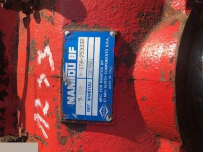 Manitou Clark Hurth - 10 Szpilek Siłownik Skrętu