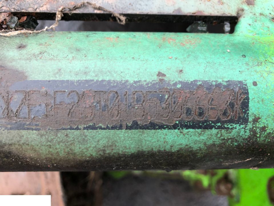 Ładowarka Merlo P34.7 PLUS 2005 rok - CZĘŚCI - RAMIĘ OSIE