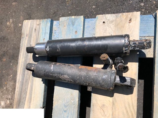 Lamborghini Grand Prix - Atak Obudowa Wkład Mostu Zwolnica Zwrotnica Półoś Most Przedni