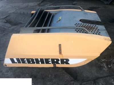 Liebherr 564 - Klapa Silnika