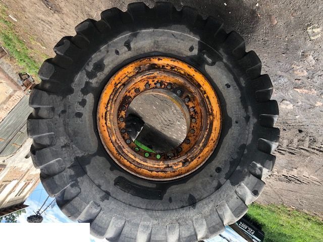 Liebherr 564 - Koło Do Ładowarki 26.5x25