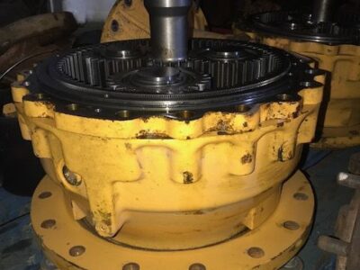 Liebherr L550 - Zwolnica Tylna [CZĘŚCI]