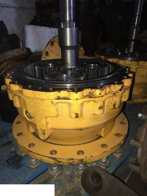 Liebherr L550 - Zwolnica Tylna [CZĘŚCI]