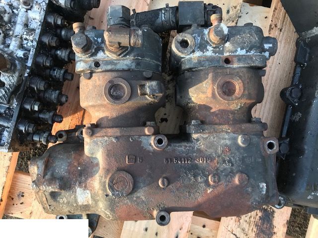 Man D2866 - Spręźarka