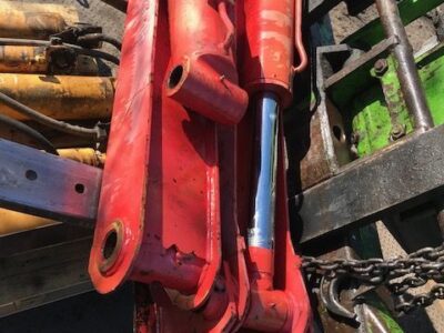 Manitou 1435 - Podpory Łapy