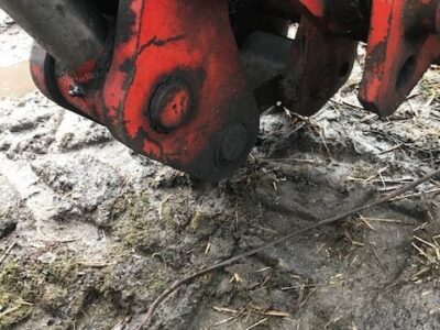 Manitou 626 - Siłownik Wychyłu Łyźki