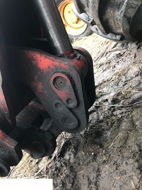 Manitou 626 - Siłownik Wychyłu Łyźki