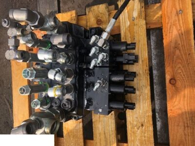 Manitou 627 - Rozdzielacz Hydrauliczny