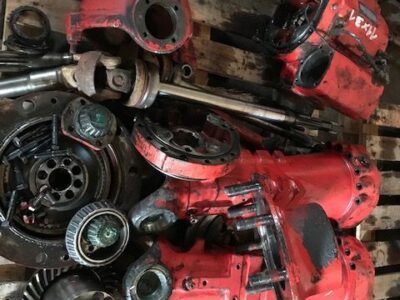 Manitou 845 - CZĘŚCI - Zwrotnica Most Zwolnica Dyfer