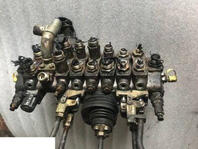 Manitou MT 1233s - Rozdzielacz