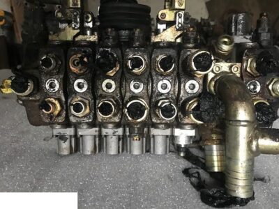 Manitou MT - Rozdzielacz