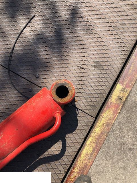 Manitou Siłownik Główny