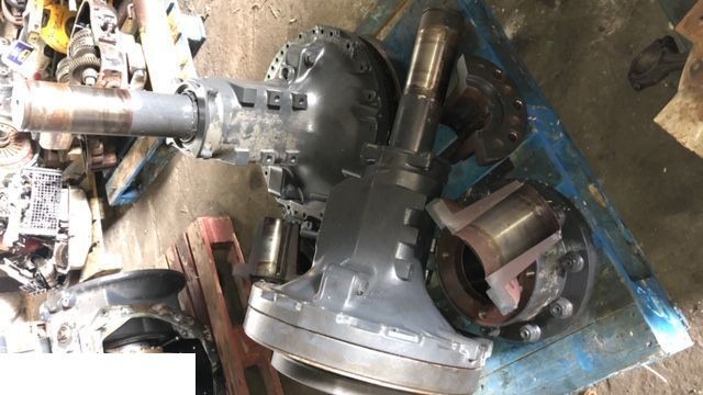 Massey Fefguson 8280 | 8650 | 8660 | 8670 | 8680 | 8690 - Zwolnica - Zwrotnica - Półoś - Skrzynia