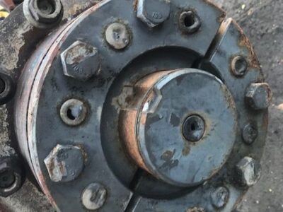 Massey Ferguson - Piasta Koła Klin Mocowanie Koła Tylnego