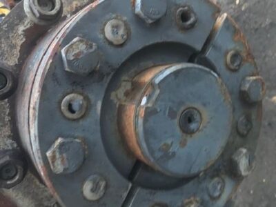 Massey Ferguson - Piasta Koła Klin Mocowanie Koła Tylnego