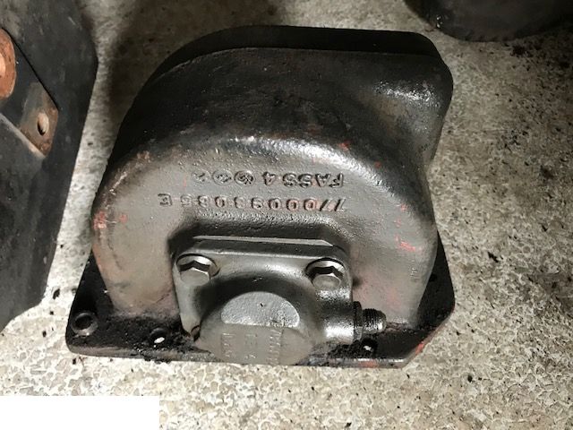 Massey Ferguson - Przystawka Przedniego Napęd