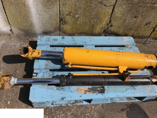 Matbro ts 280 - Siłowniki Hydraulika