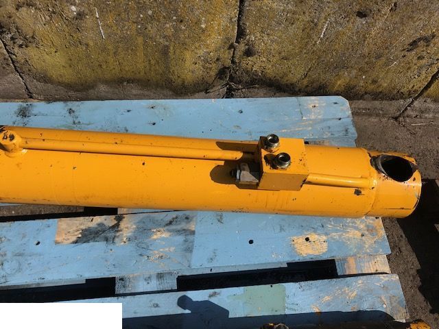 Matbro ts 280 - Siłowniki Hydraulika