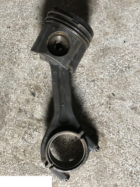 Mercedes OM502 - Korbowody