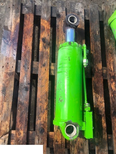 Merlo - Siłownik Poziomu