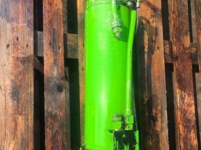 Merlo - Siłownik Poziomu