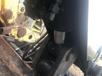 New Holland LM - Siłownik Wychyłu Siłownik Poziomowania Łyźki [CZĘŚCI]