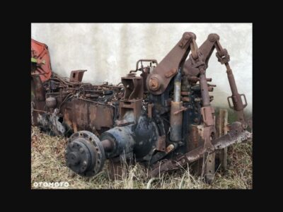 New Holland t8050 - CZĘŚCI