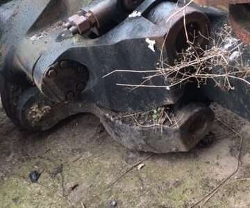 New Holland t8050 - CZĘŚCI