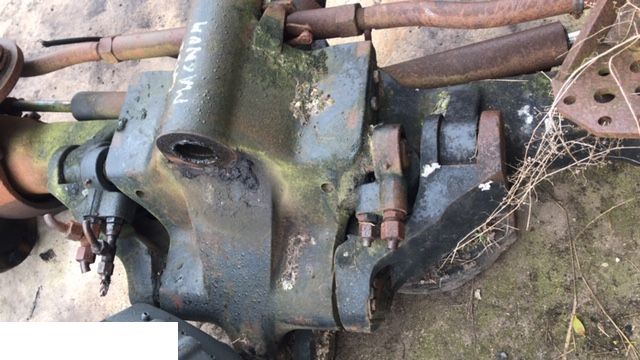 New Holland t8050 - CZĘŚCI