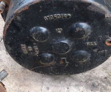 New Holland t8050 - CZĘŚCI