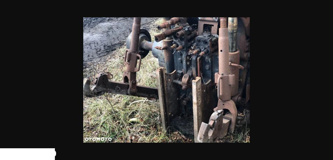 New Holland t8050 - CZĘŚCI