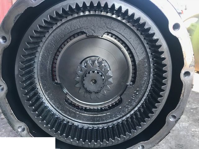 New Holland TM - Piasta