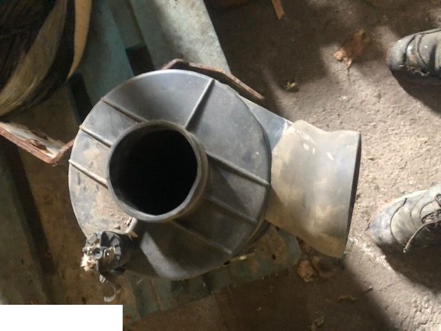 Obudowa Filtra Powietrza - Manitou