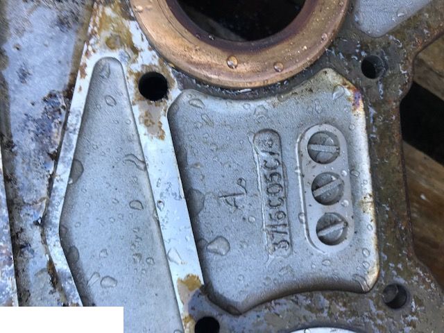 Perkins 1004.4 - Obudowa Rozrządu