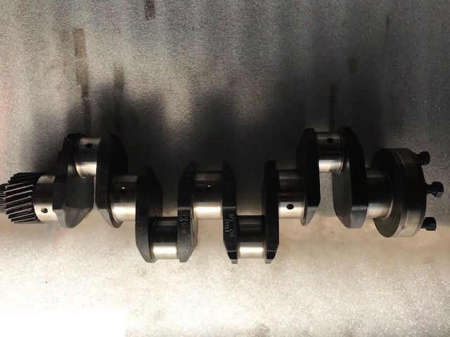 Perkins 1004.4T wał