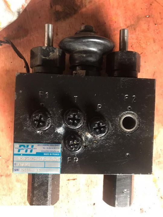 Pompa Hydrauliczna Poclain A11826E VB-0B0-0A0-00-H0-004-347X