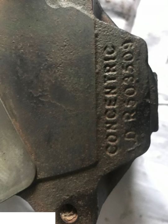 Pompa wody John Deere r503509 , pompa wody Claas arion ares Axion Re 523169, Re546918