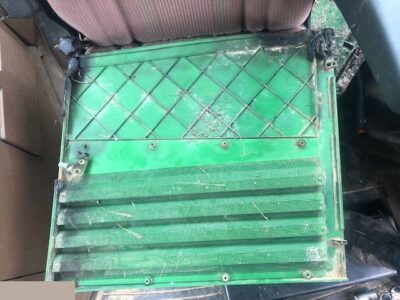 John Deere 6000 - Boczek Maski Prawy Przód