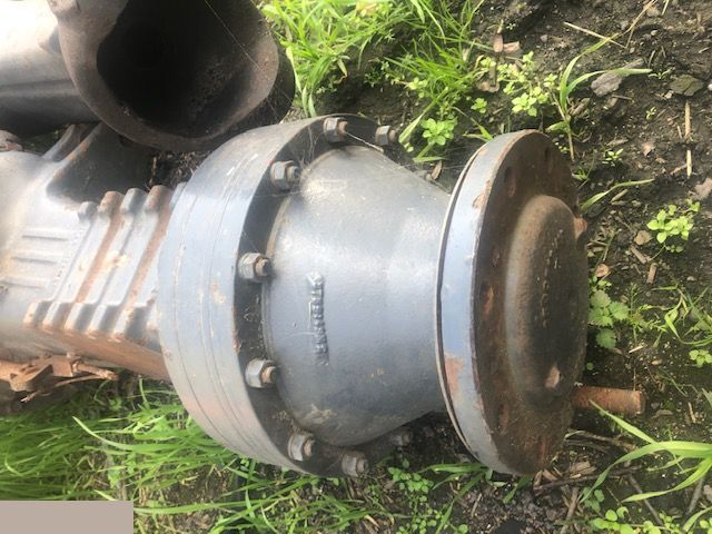 Massey Ferguson Fermec - Zwolnica