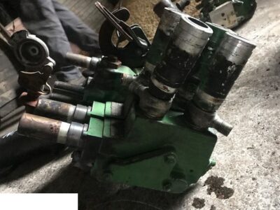 Rozdzielacz John Deere - CZĘŚCI