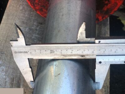 Manitou 524 - Siłownik Wychyłu Łyźki