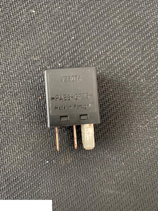 TE Connectivity - V23074A1001A403